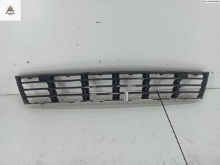 заглушка (решетка) в бампер Audi A4 B5 [рестайлинг] 1999, 1.8 л., бензин, МКПП, красный, седан, 8D0807683