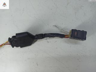 кнопка центрального замка Audi A4 B5 1997, 1.8 л., бензин, АКПП, синий, универсал, 8L0962107