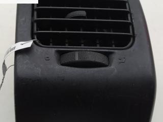 дефлектор обдува салона Volkswagen Golf 3 поколение 1997, 1.8 л., бензин, МКПП, синий, хетчбэк 3 дв.