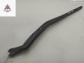 Щеткодержатель (поводок стеклоочистителя) передний Audi A4 B6 2001, 2.0 л., бензин, МКПП, серый, седан, 8E1955408A - фото №2