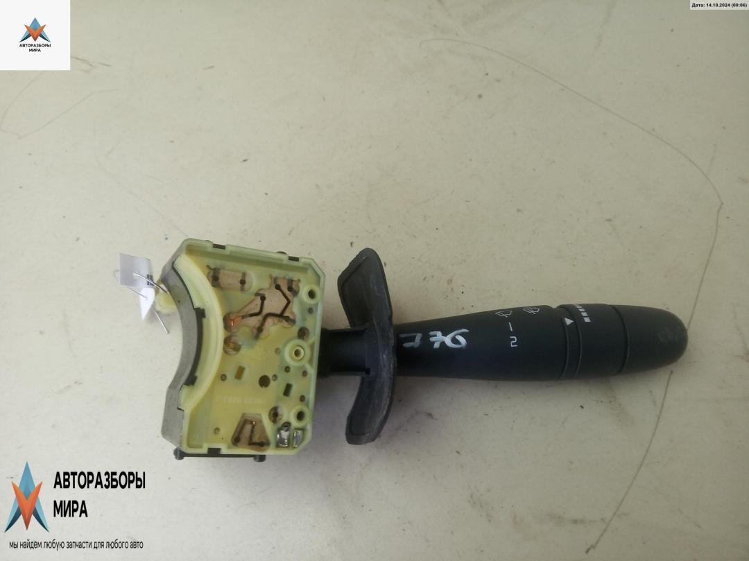 переключатель дворников Renault Megane 1 поколение 1998, 2.0 л., бензин, МКПП, серый, кабриолет, 7700846406 - фото №1