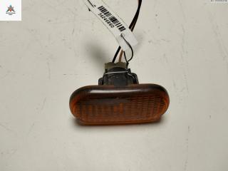 повторитель передний правый Renault Scenic 1 поколение [рестайлинг] 2000, 2.0 л., бензин, МКПП, серый, минивэн, 7700822136