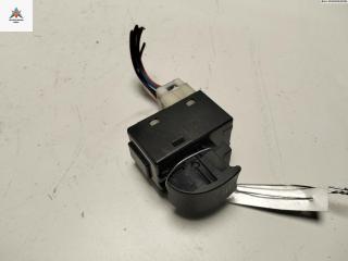 кнопка стеклоподъемника заднего правого Renault Koleos 1 поколение 2008, 2.0 л., дизель, МКПП, серый, внедорожник 5 дв., 25411