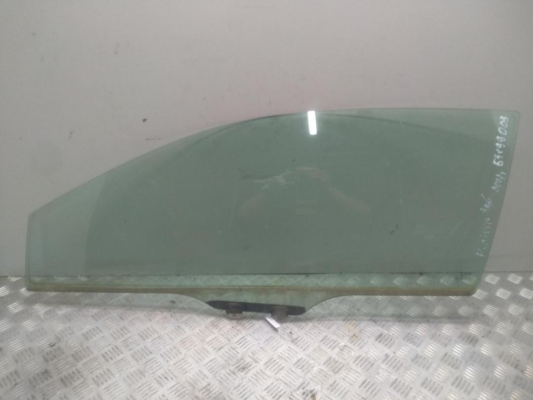 стекло двери передней левой Honda Civic 7 поколение 2001, 1.6 л., бензин, МКПП, красный, хетчбэк 3 дв., 43R-000464 - фото №1