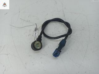 датчик детонации Audi A4 B5 1997, 2.8 л., бензин, МКПП, серый, седан, 054905377G