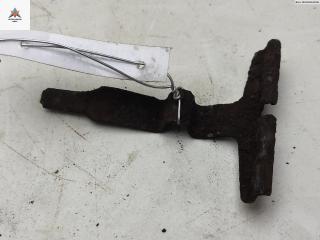 Колодки тормозные задние Mercedes-Benz C-Класс W202/S202 [рестайлинг] 1997, 1.8 л., бензин, МКПП, красный, универсал