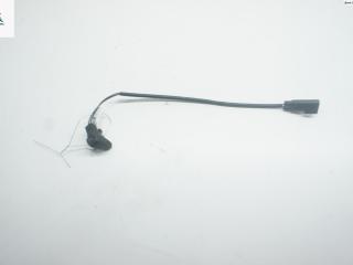 форсунка омывателя лобового стекла Ford Mondeo 2 поколение 1999, 2.0 л., бензин, МКПП, серый, хетчбэк 5 дв., AT1617666VA