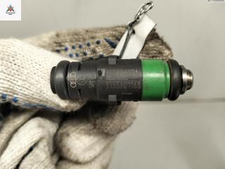 форсунка Volkswagen Polo 4 поколение 2003, 1.2 л., бензин, МКПП, серый, хетчбэк 3 дв., 03E906031