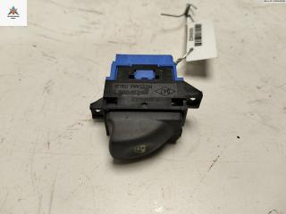 кнопка стеклоподъемника заднего левого Renault Espace 3 поколение [рестайлинг] 2000, 2.0 л., бензин, МКПП, зелёный, минивэн, 7700876400