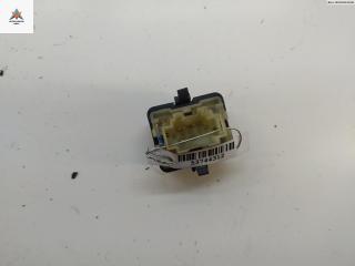 кнопка стеклоподъемника заднего правого Volkswagen Golf 3 поколение 1995, 1.9 л., дизель, МКПП, зелёный, универсал, 1H0959855C