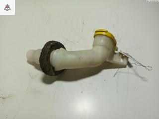 горловина бачка омывателя Renault Megane 1 поколение 1997, 1.6 л., бензин, МКПП, красный, седан, 7700835445