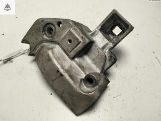 кронштейн двигателя Renault Scenic 1 поколение [рестайлинг] 2000, 2.0 л., бензин, АКПП, серый, минивэн, 8200032074