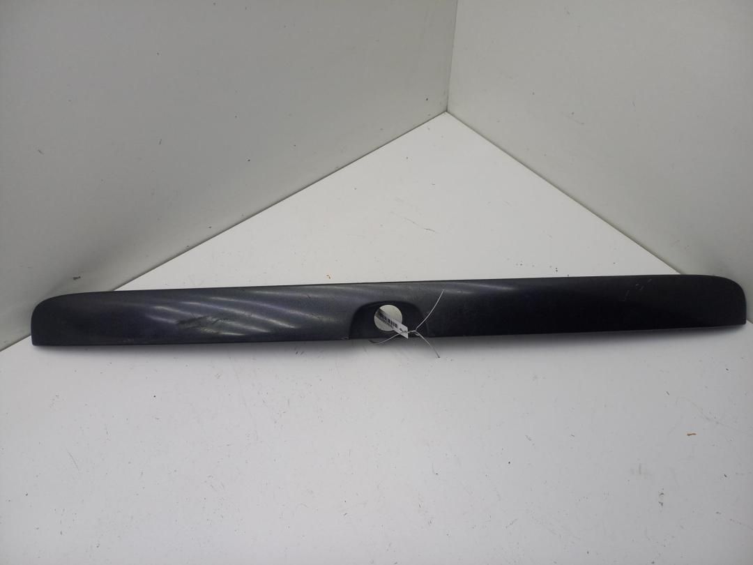 накладка двери (крышки) багажника Opel Astra G 2000, 1.8 л., бензин, МКПП, чёрный, хетчбэк 5 дв., 90521513