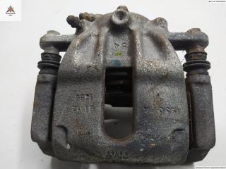 суппорт передний правый Nissan Micra 5 поколение K14 2017, 1.5 л., дизель, МКПП, красный, хетчбэк 5 дв.