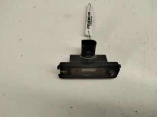 подсветка номера Volkswagen Golf 4 поколение 1999, 1.4 л., бензин, МКПП, серый, хетчбэк 5 дв., 1J6943021