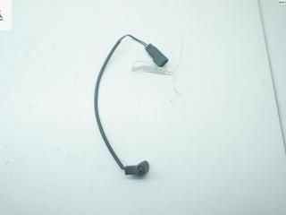 форсунка омывателя лобового стекла Ford Mondeo 2 поколение 2000, 1.8 л., бензин, МКПП, синий, хетчбэк 5 дв., 93BG17666