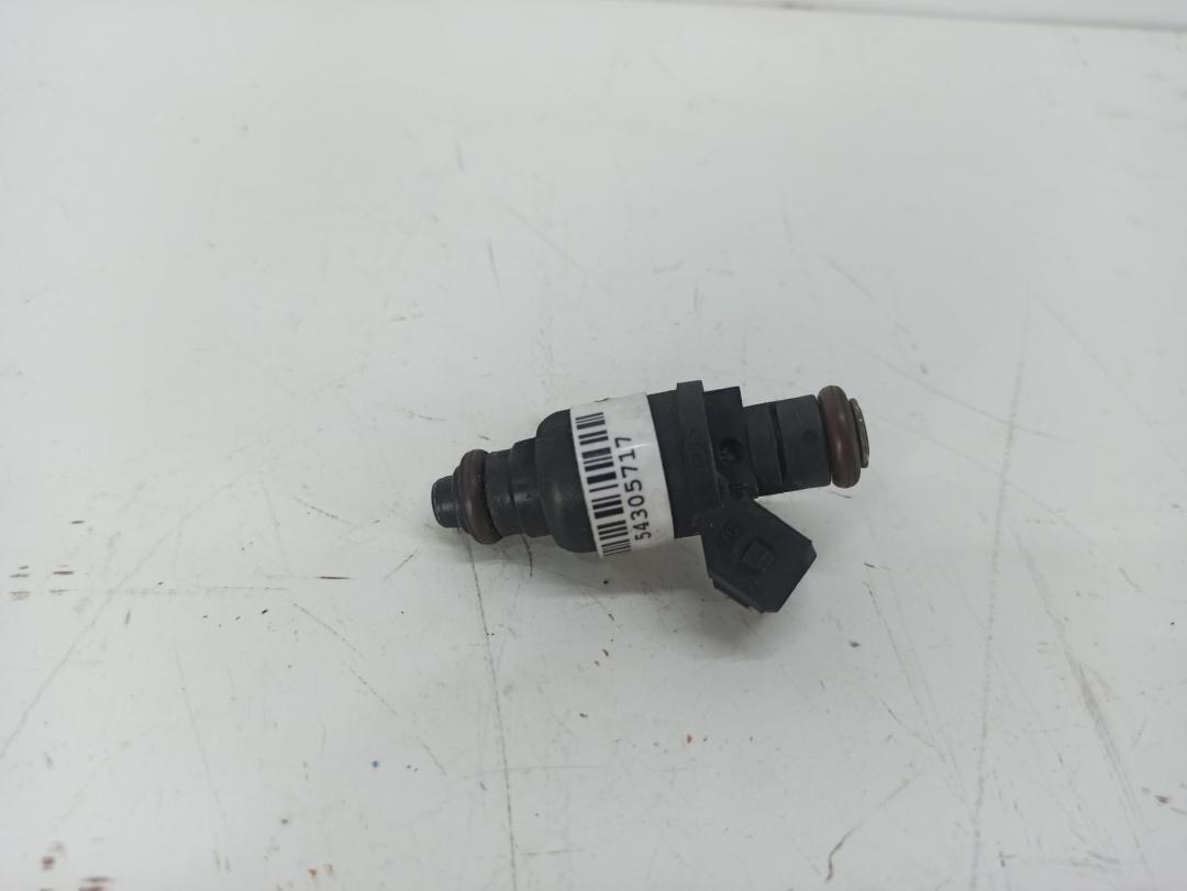 форсунка Audi A4 B5 1997, 2.4 л., бензин, МКПП, синий, универсал, 078133551AC