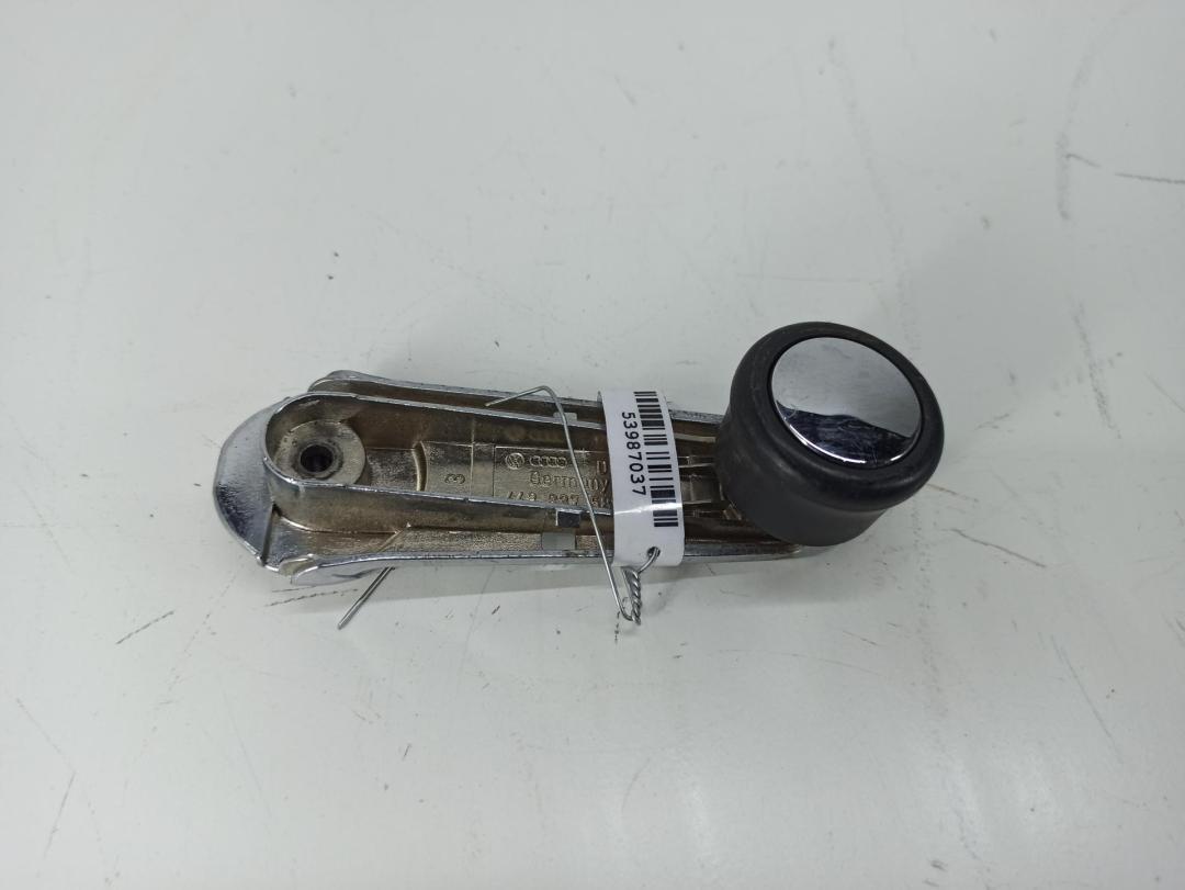 ручка стеклоподъемника Audi A4 B5 1996, 1.8 л., бензин, МКПП, чёрный, универсал