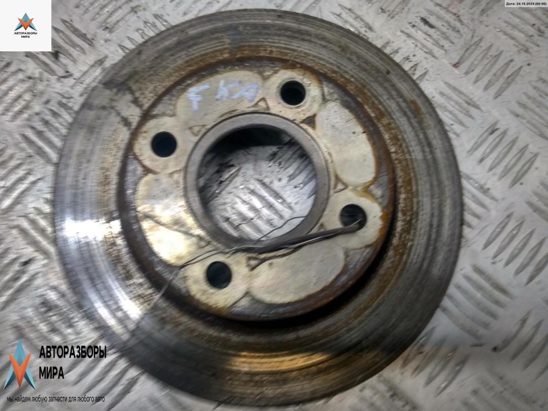 диск тормозной передний Ford Ka 1 поколение 2007, 1.3 л., бензин, МКПП, чёрный, хетчбэк 3 дв., 1524589, YS6J-1125-CC - фото №1