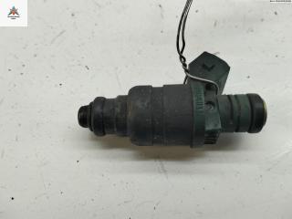 форсунка Volkswagen Golf 4 поколение 1999, 1.6 л., бензин, МКПП, серый, хетчбэк 3 дв., 037906031AA