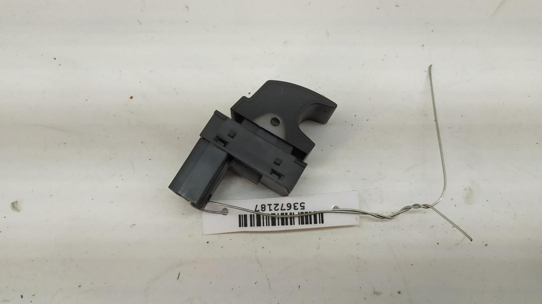 кнопка стеклоподъемника заднего левого Volkswagen Tiguan 2008, 2.0 л., дизель, МКПП, чёрный, внедорожник 5 дв., 7L6959855B