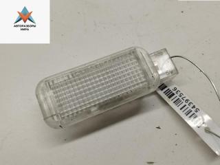 фонарь салона (плафон) Audi A4 B6 2003, 3.0 л., бензин, МКПП, синий, универсал, 8D0947415