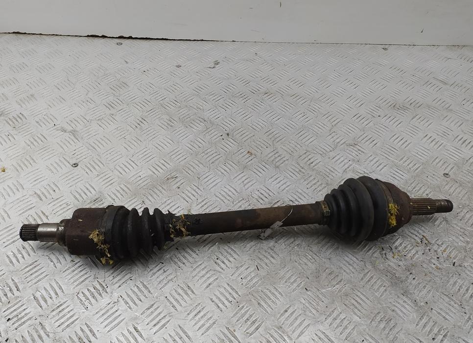 полуось передняя левая (приводной вал, ШРУС) Ford Focus I 2002, 1.6 л., i, бензин, МКПП, серый, универсал