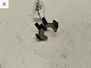 крепление форсунки Volkswagen Golf 4 поколение 2003, 1.6 л., бензин, МКПП, серый, универсал, 036133047