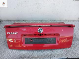 крышка багажника Volkswagen Passat B5 1997, красный, седан, 3B5827025