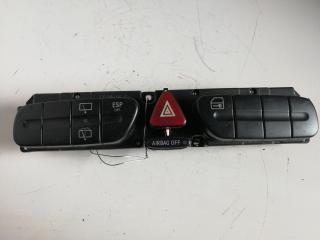 кнопка аварийной сигнализации Mercedes-Benz C-Класс W203/S203/CL203 2001, 2.0 л., бензин, МКПП, серый, универсал, 2038210551