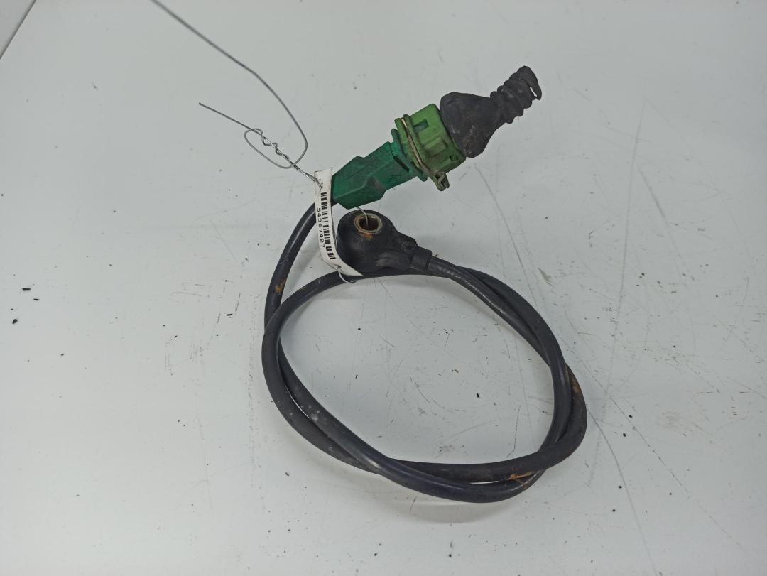 датчик детонации Audi A4 B5 1996, 1.6 л., бензин, АКПП, красный, седан, 054905377H