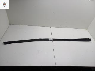 Молдинг стекла двери наружный Opel Omega B 1996, 2.0 л., бензин, МКПП, синий, универсал