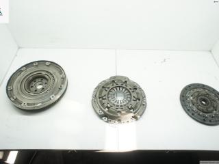 маховик Ford Mondeo 3 поколение 2001, 1.8 л., бензин, МКПП, серый, хетчбэк 5 дв.