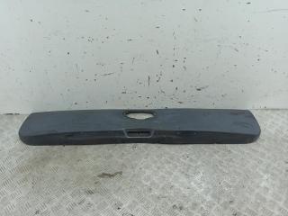 Молдинг крышки (двери) багажника Renault Kangoo 1 поколение 2001, 1.9 л., дизель, МКПП, зелёный, фургон, 7700304871