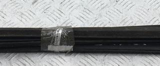 уплотнитель Ford Focus 2 поколение [рестайлинг] 2007, 1.6 л., i, бензин, МКПП, чёрный, хетчбэк 5 дв.