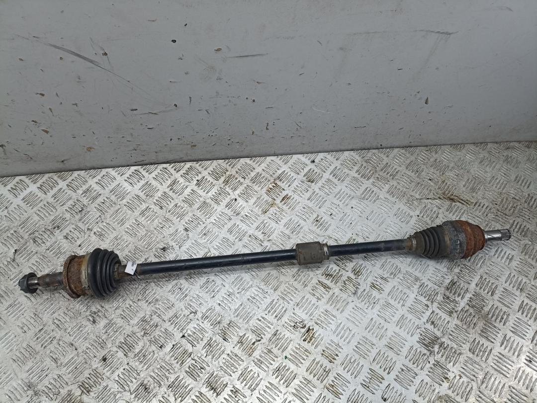 полуось передняя правая (приводной вал, ШРУС) Opel Astra J 2010, 1.4 л.