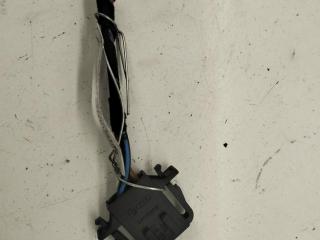 разъем (фишка) проводки Volkswagen Golf 4 поколение 1999, 1.6 л., бензин, МКПП, синий, хетчбэк 5 дв., 1J0972752