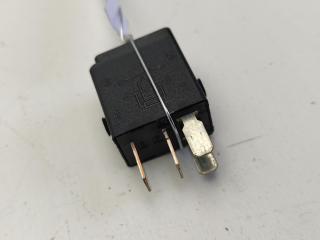 реле (прочие) Mercedes-Benz C W203 2002, 1.8 л., бензин, АКПП, красный, универсал, 0025421119