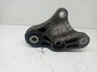 кронштейн КПП Ford Focus 2 поколение [рестайлинг] 2010, 1.8 л., бензин, МКПП, серый, хетчбэк 5 дв.