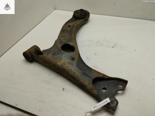 рычаг передний правый Toyota Corolla 9 поколение (E120/E130) 2003, 2.0 л., дизель, МКПП, чёрный, хетчбэк 5 дв.