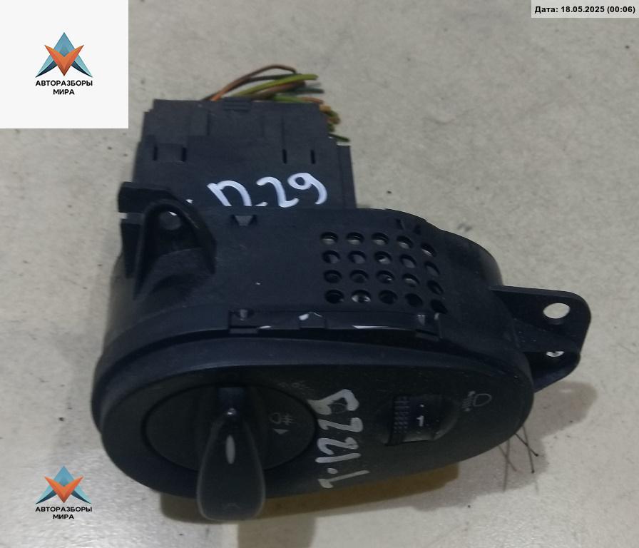 переключатель света Ford Focus 1 поколение 2000, 1.8 л., бензин, МКПП, синий, универсал, 98AG13A024CH - фото №1