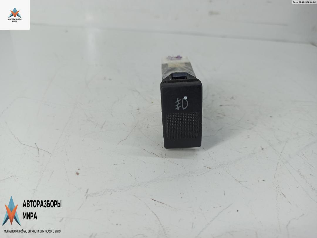 кнопка противотуманных фар Audi A4 B5 1997, 1.8 л., бензин, МКПП, красный, универсал, 4D0941535 - фото №1