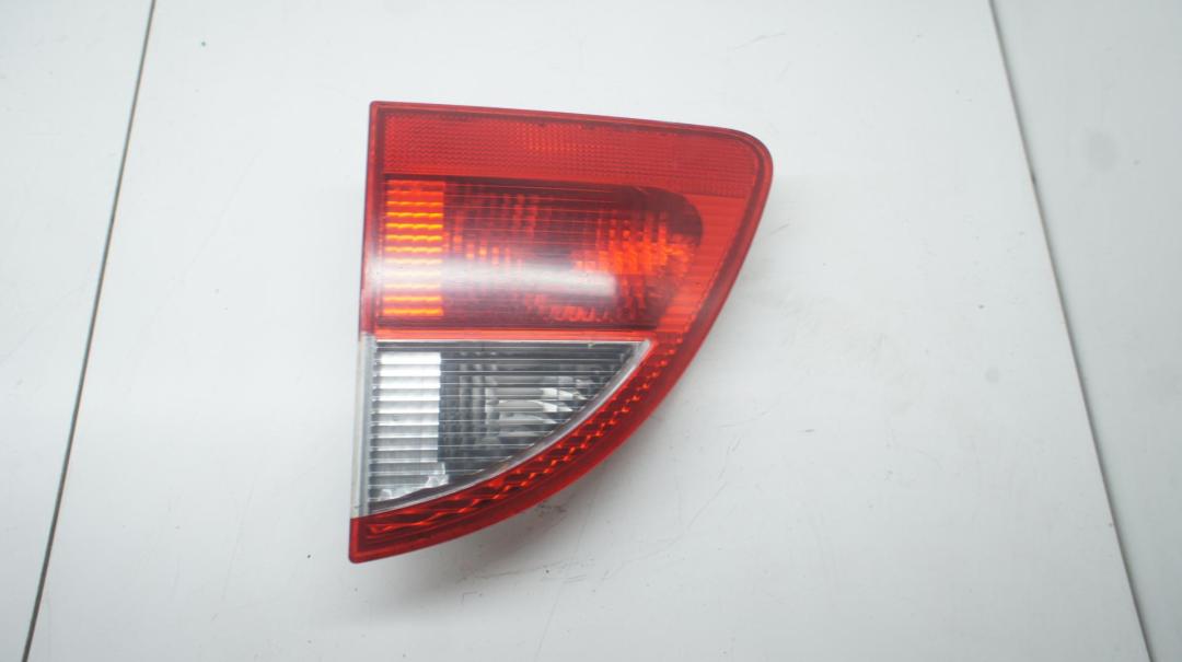 фонарь крышки багажника правый Ford Galaxy 2000, 1.9 л., дизель, АКПП, зелёный, минивэн, 7M5945094B