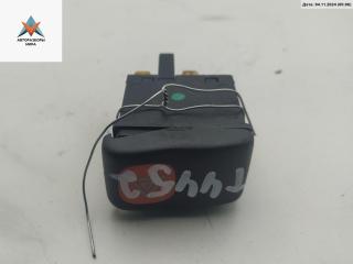 кнопка аварийной сигнализации Volkswagen Polo 3 поколение 1999, 1.4 л., бензин, МКПП, красный, универсал, 6N1953235