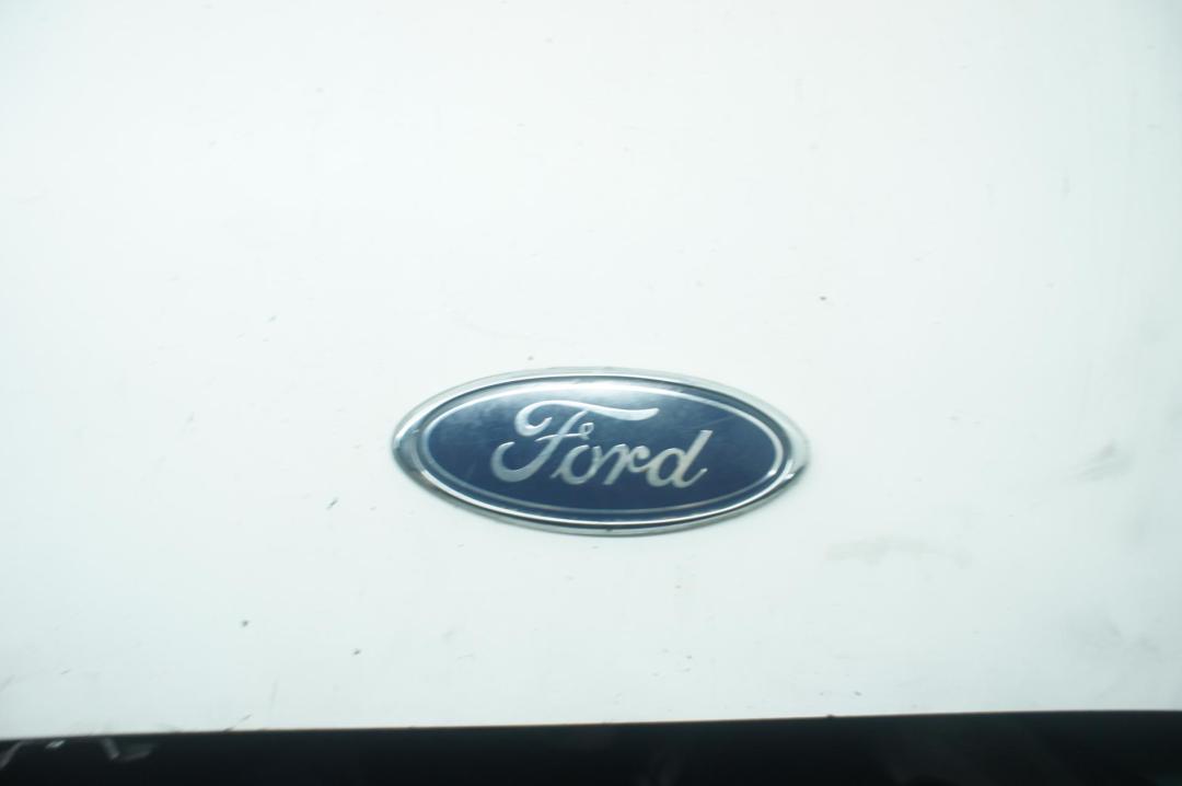 эмблема Ford Mondeo III 2004, 2.0 л., дизель, МКПП, красный, хетчбэк 5 дв., 95FBV425A52AA