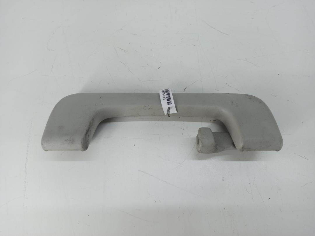 ручка внутренняя потолочная Audi A4 B7 2005, 2.5 л., дизель, АКПП, серый, универсал, 8E0857607