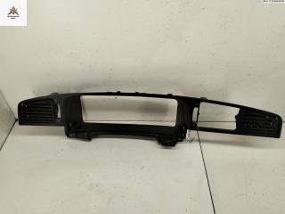 Рамка (обрамление) щитка приборов Volkswagen Passat B4 1996, 1.6 л., бензин, МКПП, зелёный, универсал, 3A1857059D