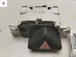 кнопка аварийной сигнализации Ford Focus 1 поколение [рестайлинг] 2004, 1.4 л., бензин, МКПП, серый, хетчбэк 5 дв., 2M5T13A350AA