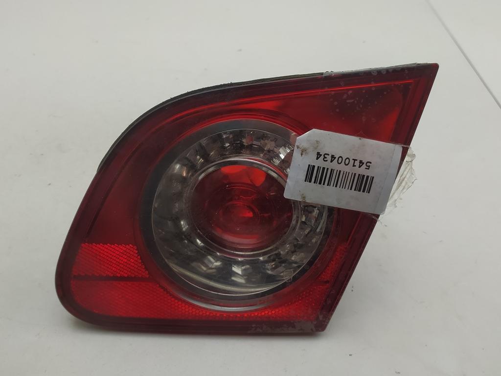 фонарь крышки багажника правый Volkswagen Passat B6 2006, 2.0 л., дизель, МКПП, бежевый, седан, 3C5945094F - фото №1
