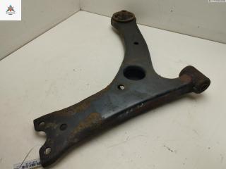 рычаг передний правый Toyota Corolla 9 поколение (E120/E130) 2002, 1.6 л., бензин, МКПП, чёрный, хетчбэк 3 дв.